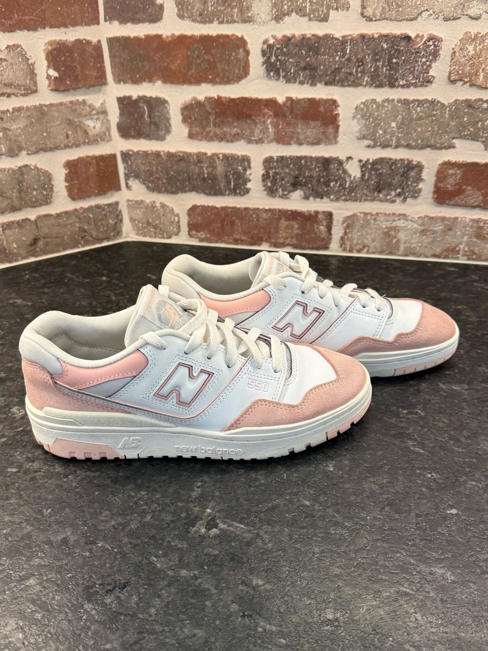 New Balance 550 Athletic Shoe in White/Pink, Size 8 Womens/Size 6.5 Kid’s